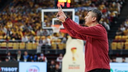 欧博官网-记者：老球迷总感叹“黄金一代”的辉煌 如今年轻男篮正续写传奇