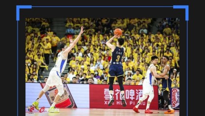 欧博ABG官网-宏远官方预热！杜锋表情严肃，徐杰三分超准，胡明轩仍有伤在身